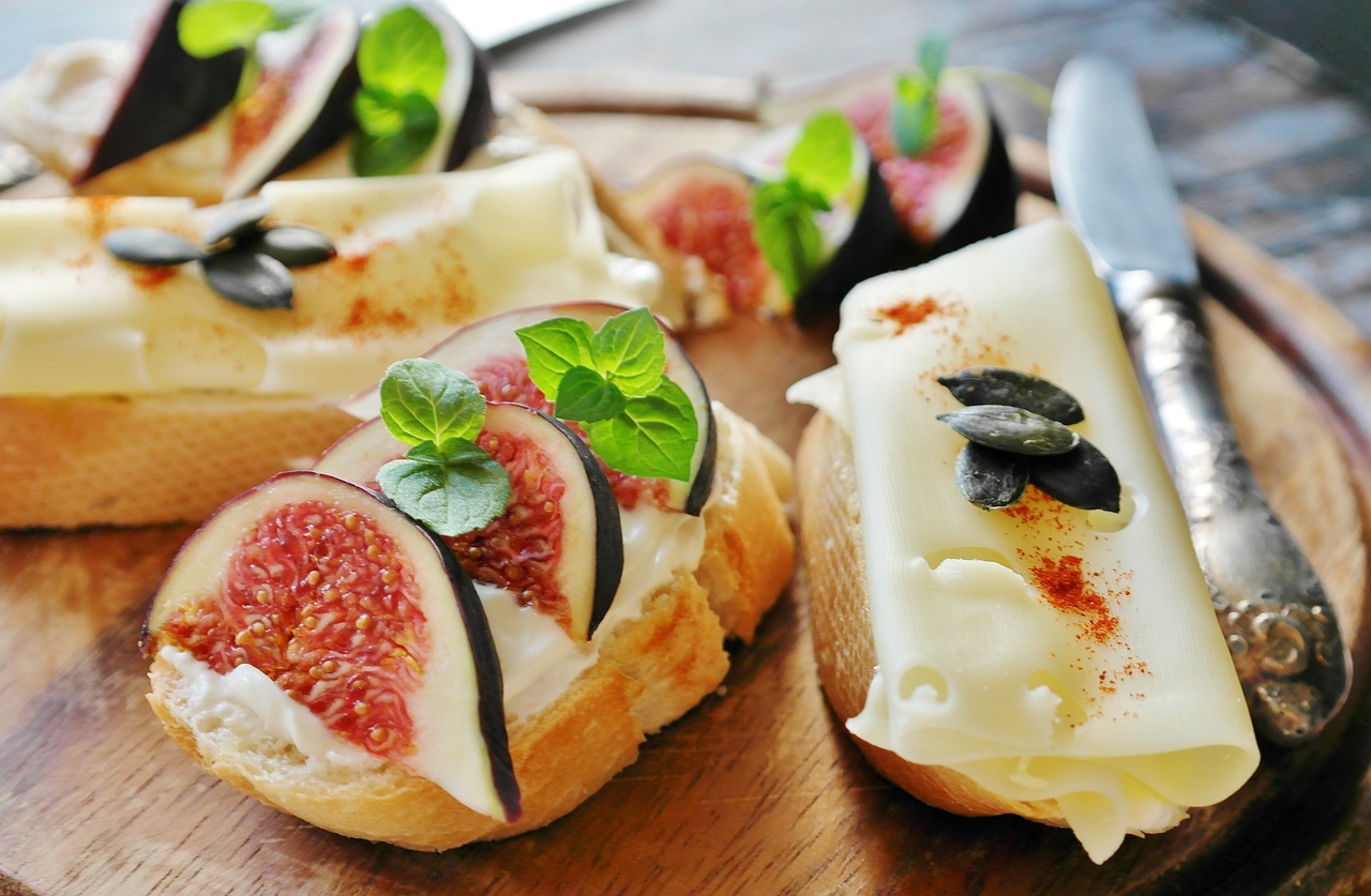 10 Healthy Snack Ideas for Kids That They'll Actually Eat